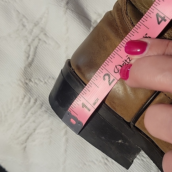 Ladedo Ropers - Picture 10 of 12